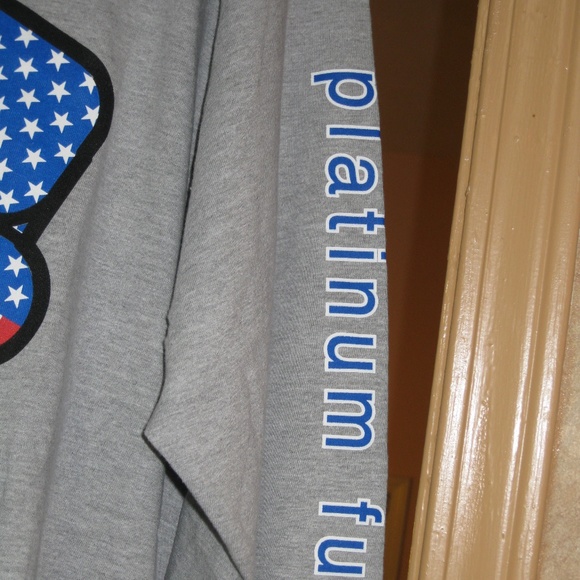 Muhammad Ali Limited Edition Platinum Fubu Shirt - Picture 6 of 8